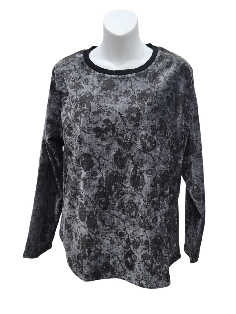 2/$20 NWT Grey Floral Pattern Long Sleeve Top Size: Large